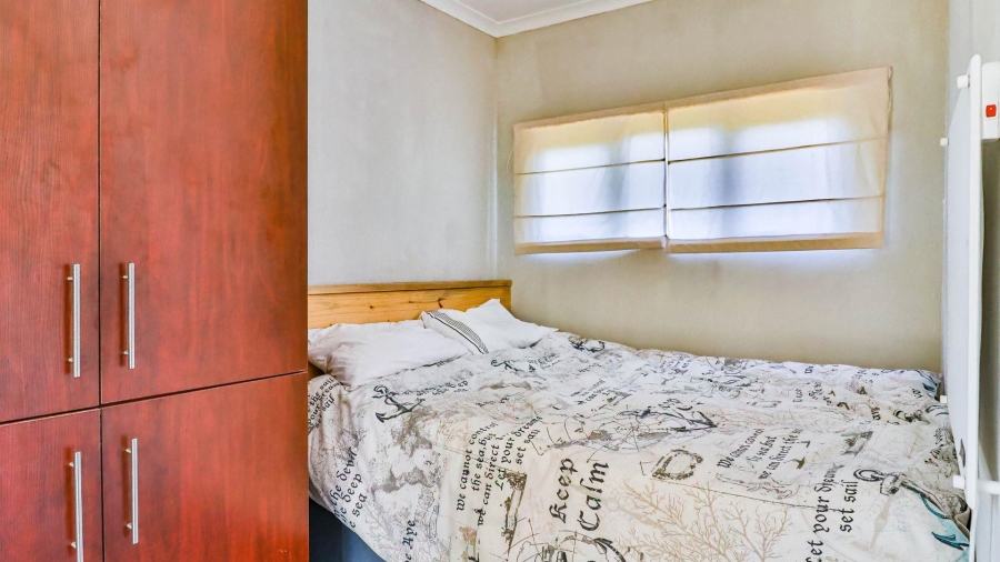 2 Bedroom Property for Sale in Kleinbaai Western Cape